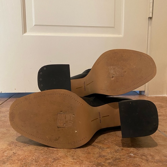 Dolce Vita Lochly Boots - Picture 5 of 8